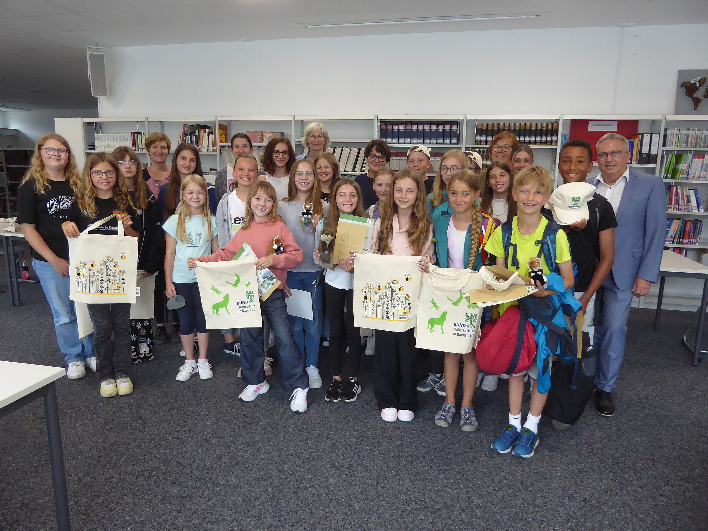 Ehrung der Sammlerkinder am GFS. Foto Claudia Lodes